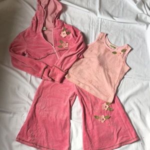 Little Mass girls pink velour outfit